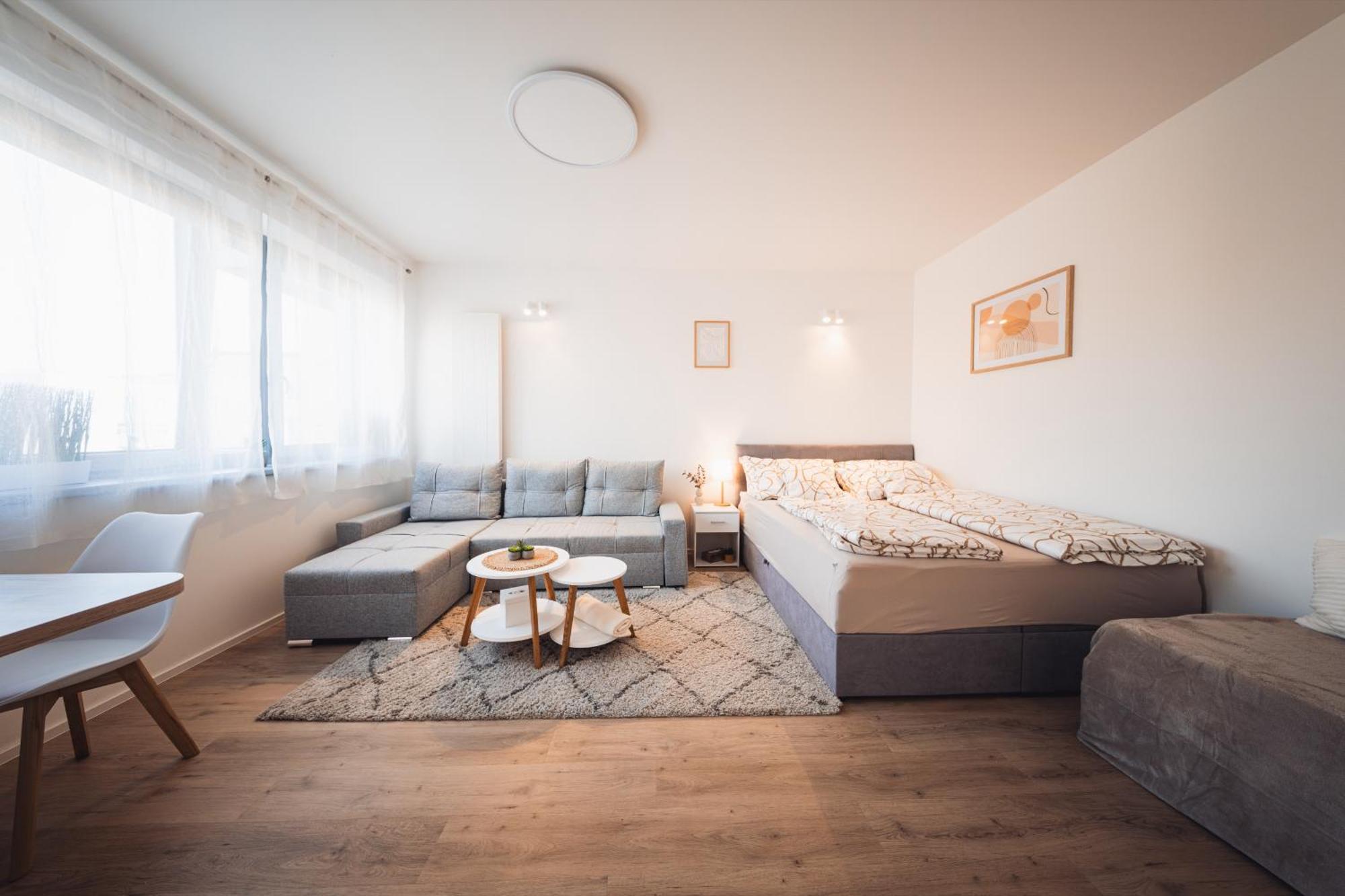 Rezidence Sadova Zlin Apartment Ngoại thất bức ảnh
