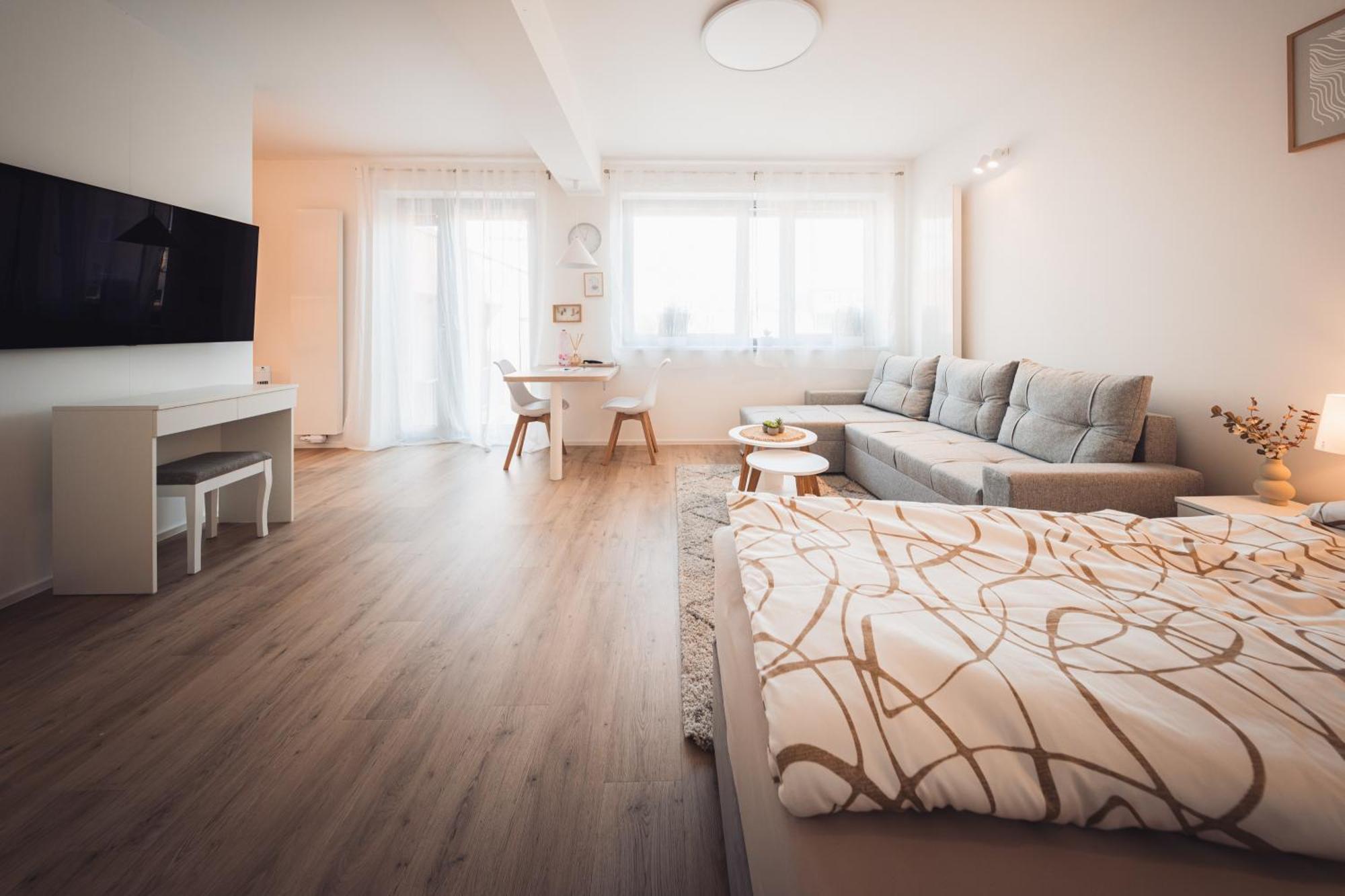 Rezidence Sadova Zlin Apartment Ngoại thất bức ảnh